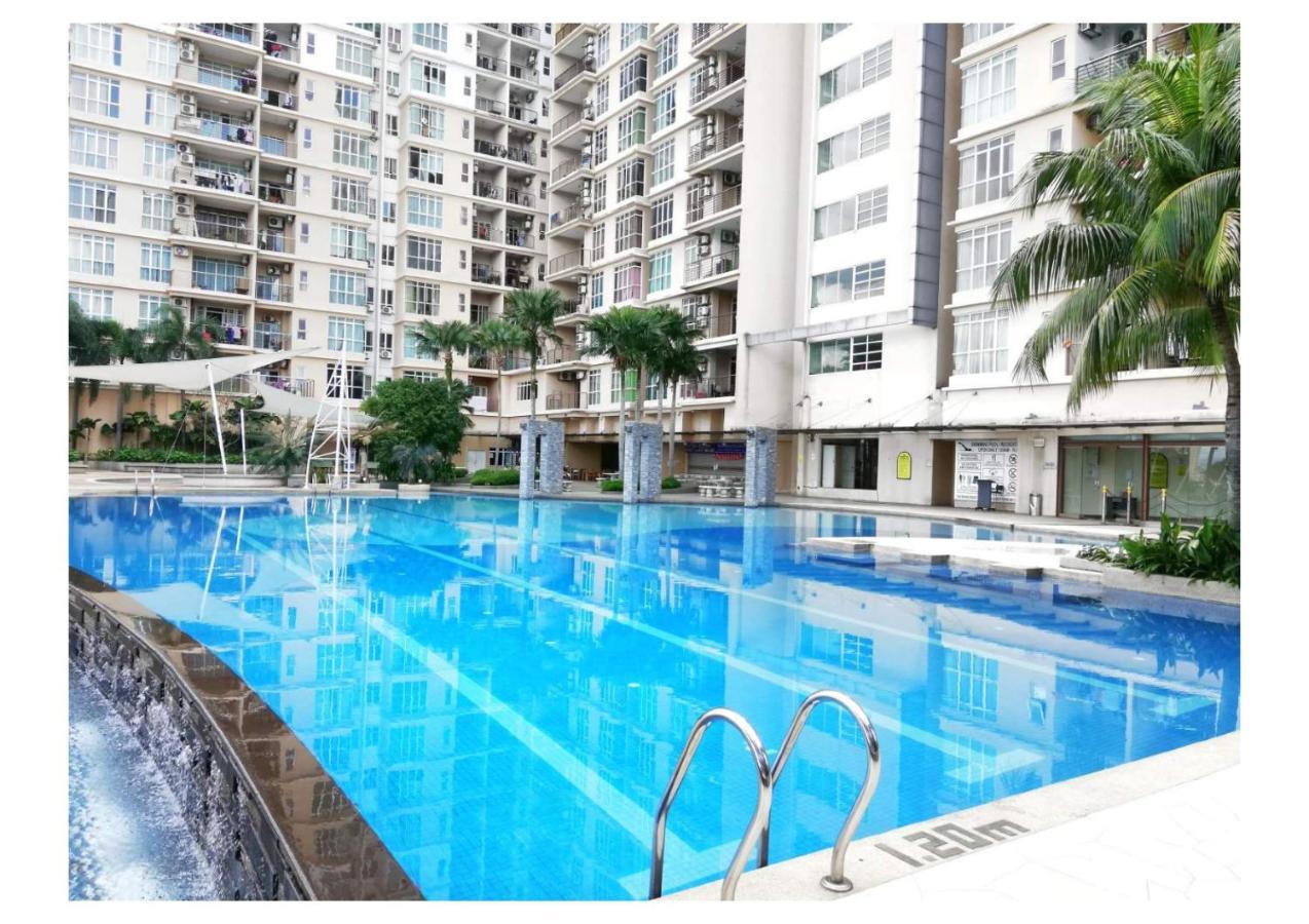 Subang City Residence, 8-9 Pax With Balcony, Walking Distance To Summit, 5Min To Sunway Subang Jaya Exterior photo